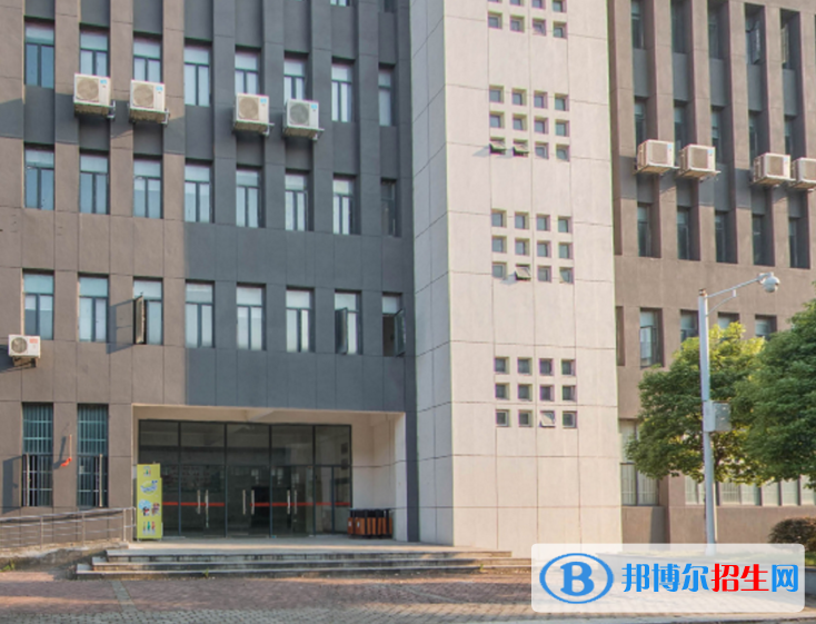 江西建設(shè)職業(yè)技術(shù)學院五年制大專8