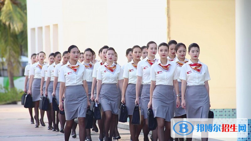 浙江女生學鐵路學校有前途嗎