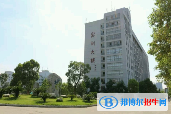 宜春職業(yè)技術(shù)學院五年制大專2020年報名條件、招生要求、招生對象