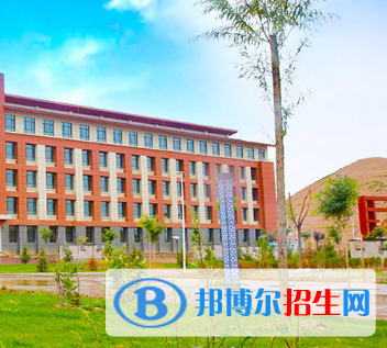甘肅省醫(yī)藥學(xué)校五年制大專2020年報(bào)名條件、招生要求、招生對(duì)象
