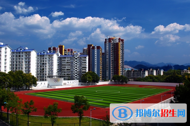 恩施職業(yè)技術(shù)學(xué)院五年制大專2020年招生辦聯(lián)系電話