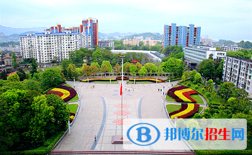 恩施職業(yè)技術(shù)學(xué)院五年制大專地址在哪里