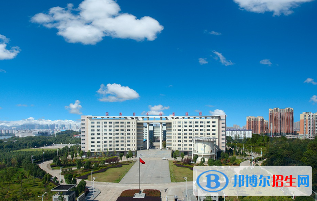 鄂州職業(yè)大學(xué)五年制大專1