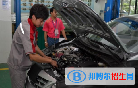 汽車制造與維修專業(yè)