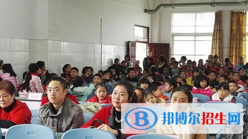 廣漢南興中學(xué)2020報名條件、招生要求