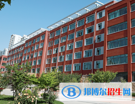 天水市衛(wèi)生學(xué)校五年制大專2020年學(xué)費(fèi)、收費(fèi)多少