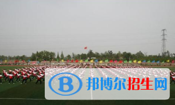 四川初中生讀什么鐵路學校好