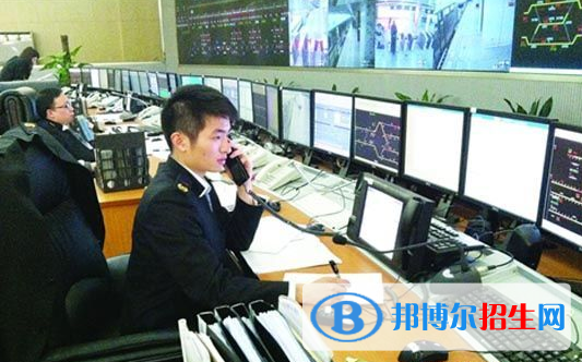 陜西男生學什么鐵路學校好