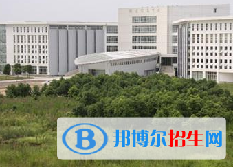 甘肅省財(cái)貿(mào)學(xué)校五年制大專2020年學(xué)費(fèi)、收費(fèi)多少