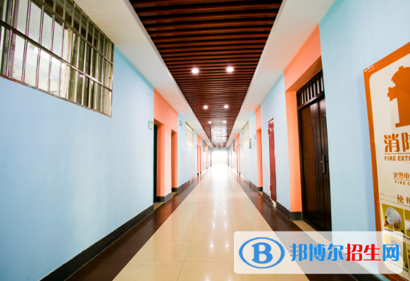 江西機(jī)電職業(yè)技術(shù)學(xué)院五年制大專2020年學(xué)費(fèi)、收費(fèi)多少