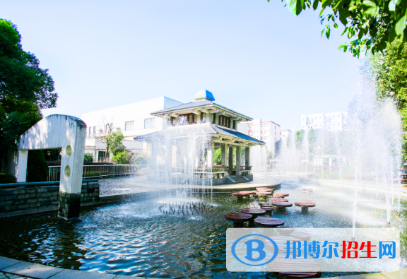 江西機(jī)電職業(yè)技術(shù)學(xué)院五年制大專2020年招生辦聯(lián)系電話