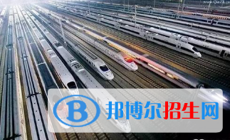 四川男生讀鐵路學校有前途嗎