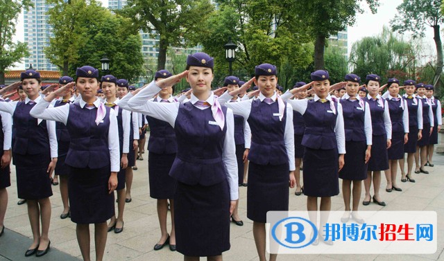 江蘇省女生讀鐵路學校學什么好