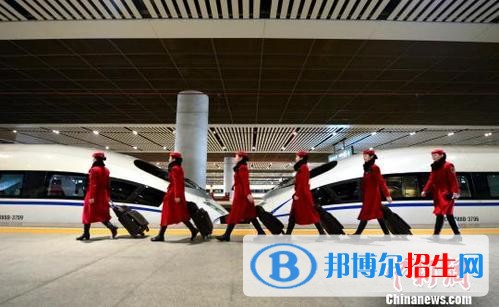 廣西2020年初中生報什么鐵路學校最好
