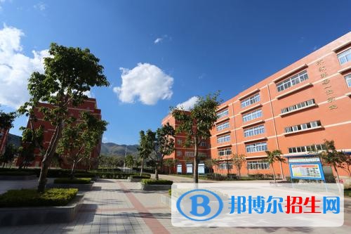 四川會理現(xiàn)代職業(yè)技術學校2020年報名條件、招生要求、招生對象