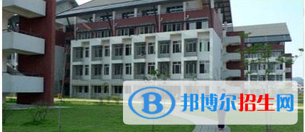 柳州醫(yī)學(xué)高等?？茖W(xué)校附屬中等衛(wèi)生學(xué)校2020年有哪些專業(yè) 