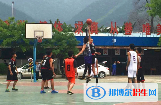 肇慶商務(wù)技工學(xué)校學(xué)校怎么樣、好不好