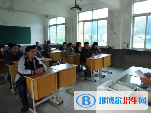 樂山市金盾學校學校怎么樣