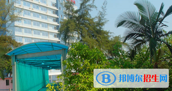 廣西理工職業(yè)技術(shù)學(xué)校地址在哪里