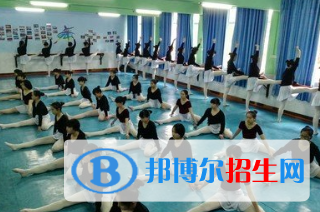 甘肅農(nóng)墾中等專業(yè)學校網(wǎng)站網(wǎng)址  