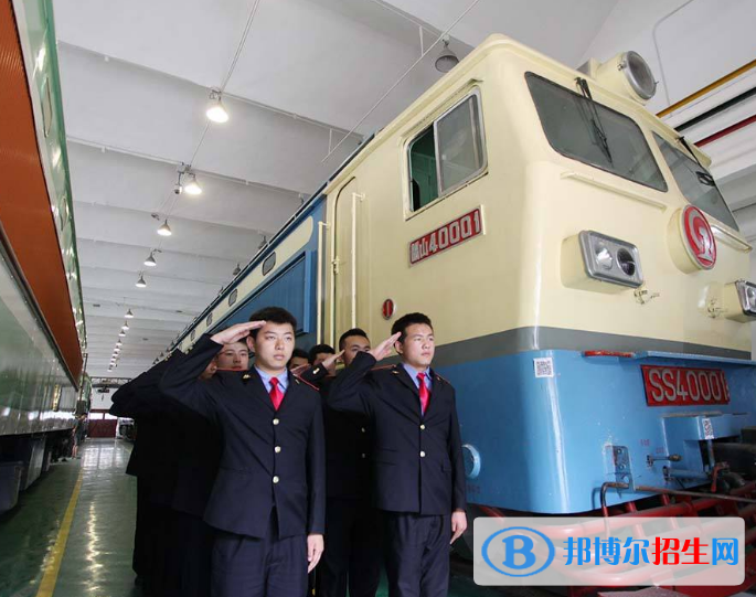 四川2020年男生學(xué)什么鐵路學(xué)校好
