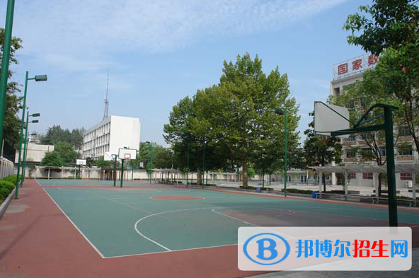 武漢第二輕工業(yè)學(xué)校1
