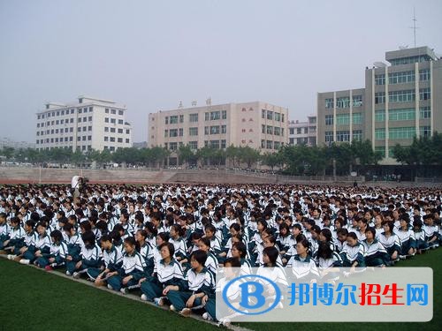 鄰水柑子職業(yè)技術學校2020年報名條件、招生要求、招生對象