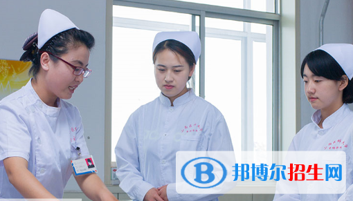 重慶2022年中專衛(wèi)?？梢钥即髮? width=