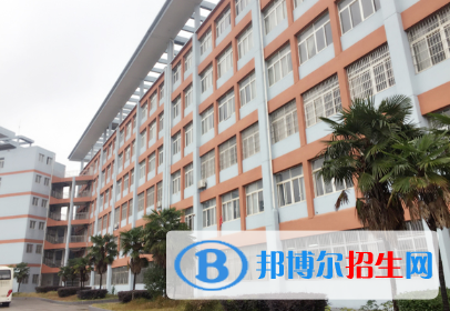 南昌理工職業(yè)中等專業(yè)學(xué)校2020年報(bào)名條件、招生要求、招生對(duì)象