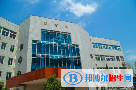江西現(xiàn)代技師學(xué)院怎么樣、好不好