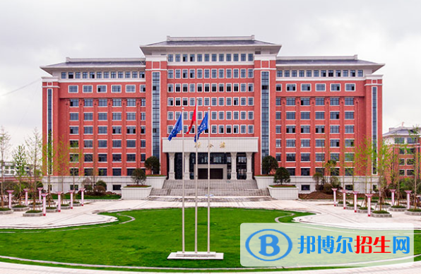 上饒衛(wèi)生學(xué)校2020年報(bào)名條件、招生要求、招生對象