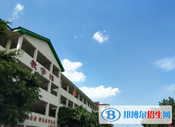重慶聚英技工學(xué)校怎么樣、好不好