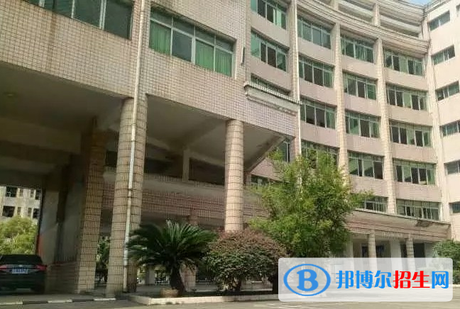 江西新興產(chǎn)業(yè)工程學(xué)校2020年報(bào)名條件、招生要求、招生對(duì)象