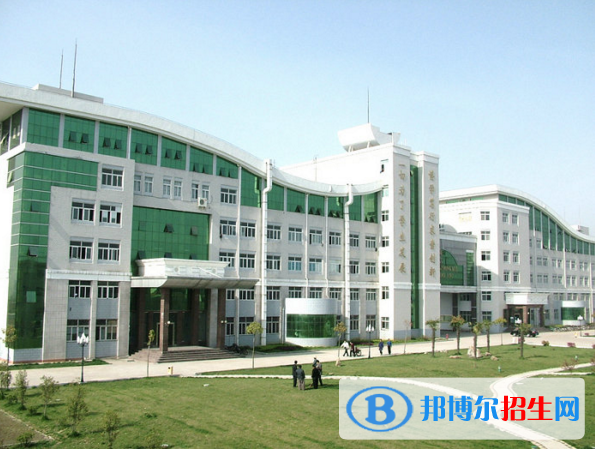 隨州技師學院2020年招生辦聯(lián)系電話