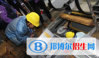 武威信息工程學(xué)校2020年學(xué)費(fèi)、收費(fèi)多少