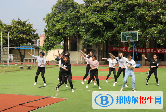 南昌現(xiàn)代交通學(xué)校2020年招生辦聯(lián)系電話
