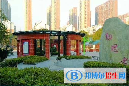 武漢機電工程學(xué)校5