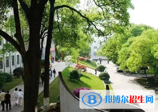湖南2020年鐵路學(xué)校哪個(gè)專(zhuān)業(yè)比較好