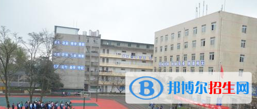 貴陽(yáng)鐵二局技工學(xué)校2020年報(bào)名條件、招生要求、招生對(duì)象