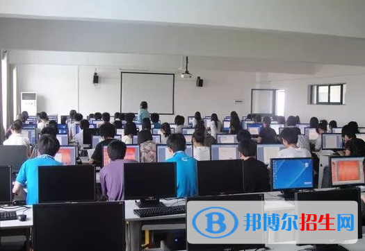 江西化學(xué)工業(yè)學(xué)校2020年報名條件、招生要求、招生對象