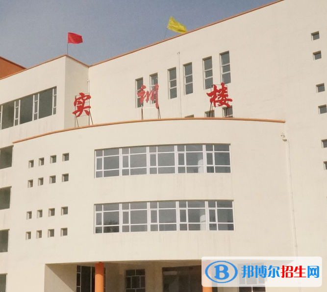 河南2020年職高和鐵路學校哪個好