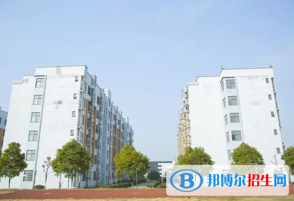 江西2020年女生初中畢業(yè)上鐵路學校