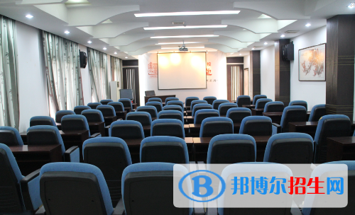 湖北汽車工業(yè)實驗技工學(xué)校3