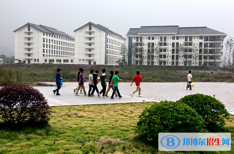 重慶農(nóng)業(yè)機(jī)械化學(xué)校2020年有哪些專(zhuān)業(yè)