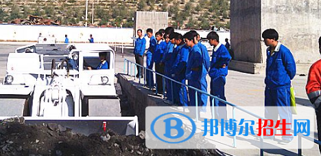 金昌農(nóng)墾技工學(xué)校2020年報(bào)名條件、招生要求、招生對象