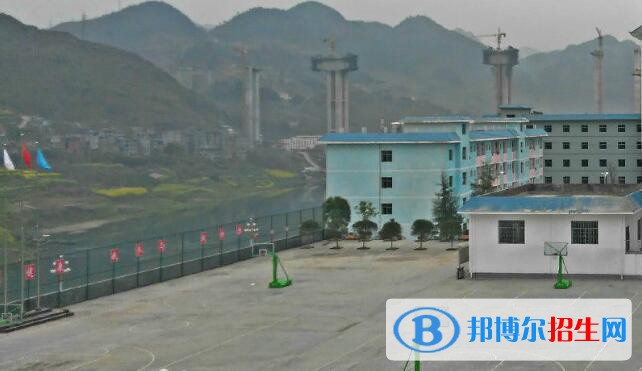 沿河土家族自治中等職業(yè)學(xué)校2020年報(bào)名條件、招生要求、招生對(duì)象
