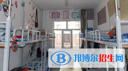 平?jīng)龊嗤殬I(yè)技術(shù)學(xué)校2020年宿舍條件