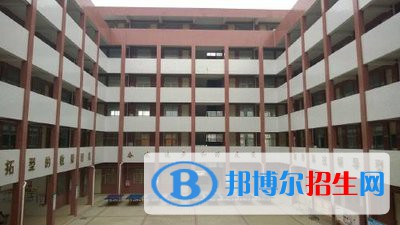 曲靖馬龍縣職業(yè)技術(shù)學(xué)校2020年報名條件、招生要求、招生對象