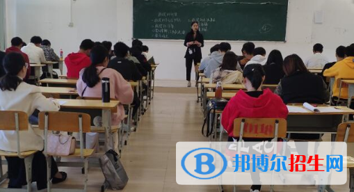 百色工程職業(yè)技術(shù)學(xué)校2020年報名條件、招生要求、招生對象