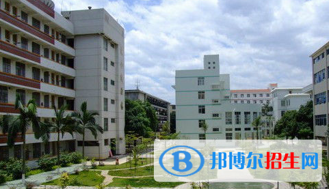 百色工程職業(yè)技術學校網站網址 